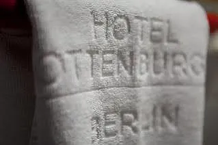 Art Hotel Charlottenburger Hof Berlin 3*,