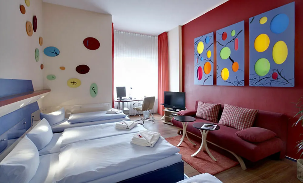 Art Hotel Charlottenburger Hof Berlin 3*,