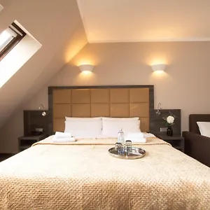 Delta Am Potsdamer Platz Otel