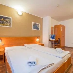 *** Hotell Easy Star Ungern